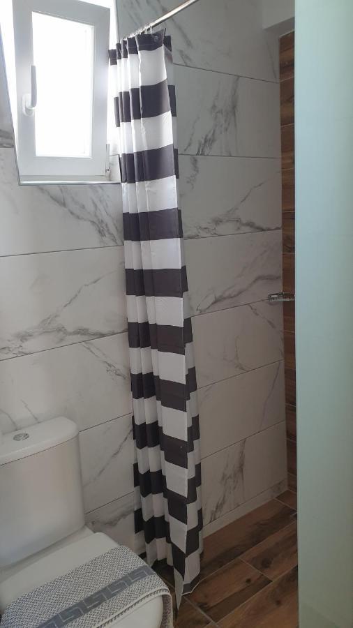 Miros Hotel Apartments Tigkaki  Bagian luar foto