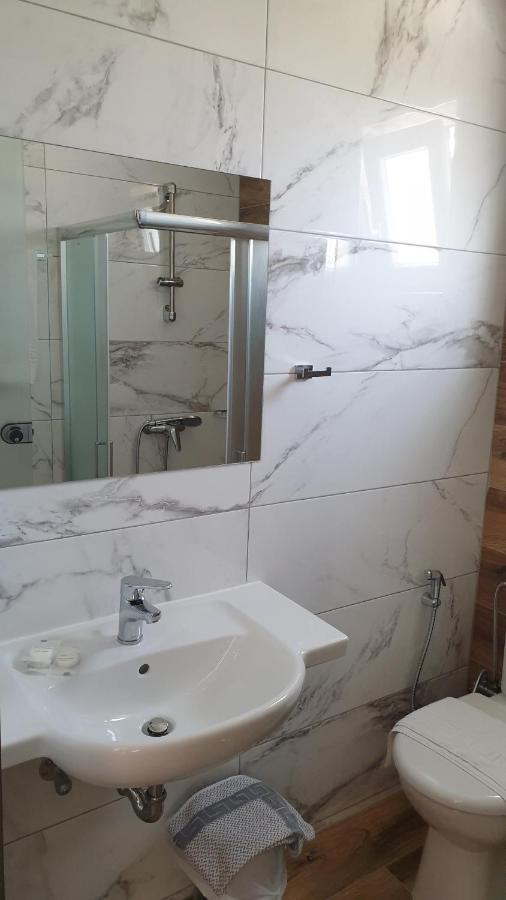 Miros Hotel Apartments Tigkaki  Bagian luar foto
