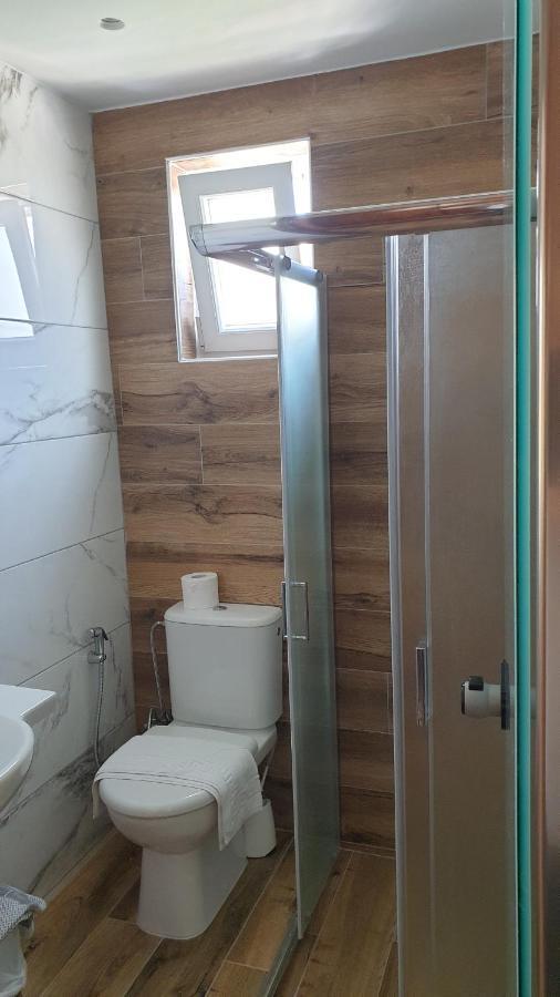 Miros Hotel Apartments Tigkaki  Bagian luar foto