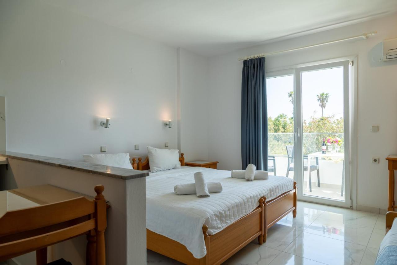 Miros Hotel Apartments Tigkaki  Bagian luar foto