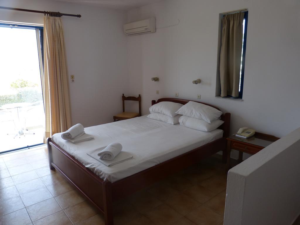 Miros Hotel Apartments Tigkaki  Bagian luar foto