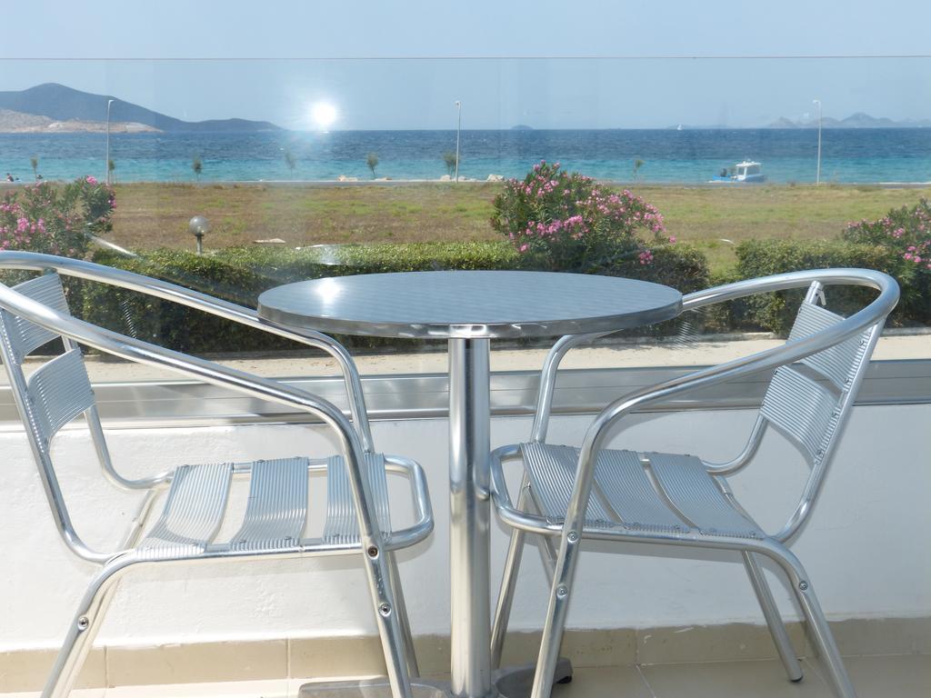 Miros Hotel Apartments Tigkaki  Bagian luar foto