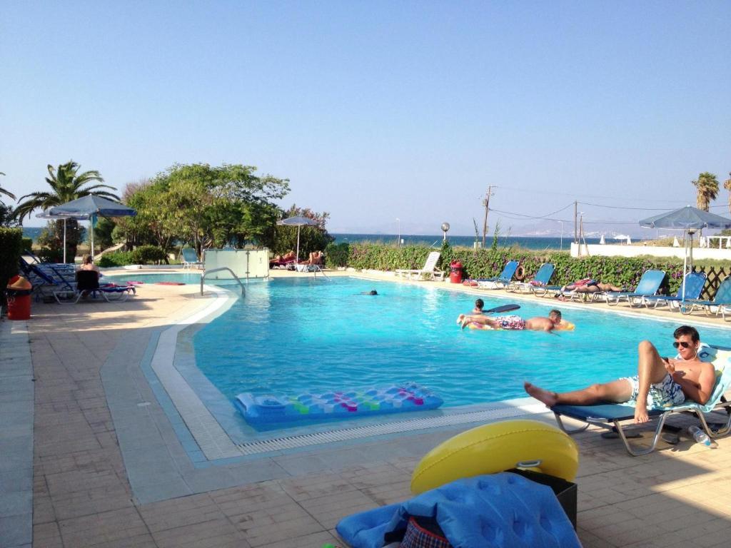 Miros Hotel Apartments Tigkaki  Bagian luar foto